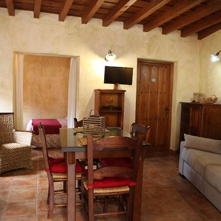 Apartamentos Rurales La Solana Robledillo De Gata Bagian luar foto