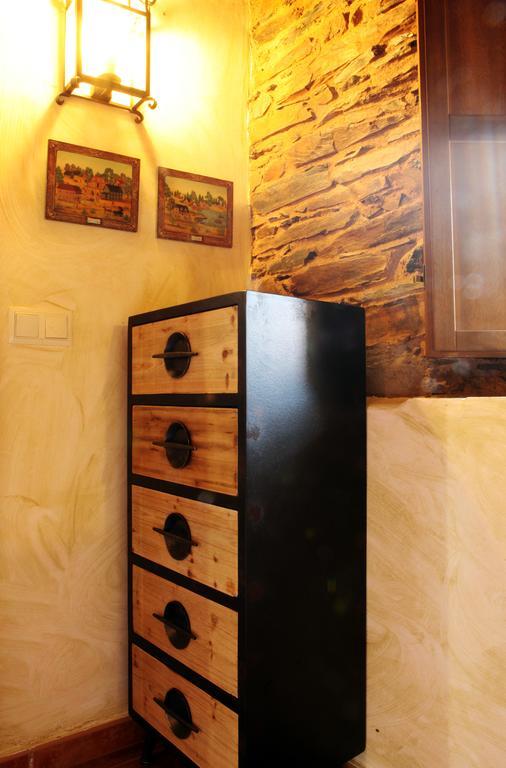 Apartamentos Rurales La Solana Robledillo De Gata Bagian luar foto
